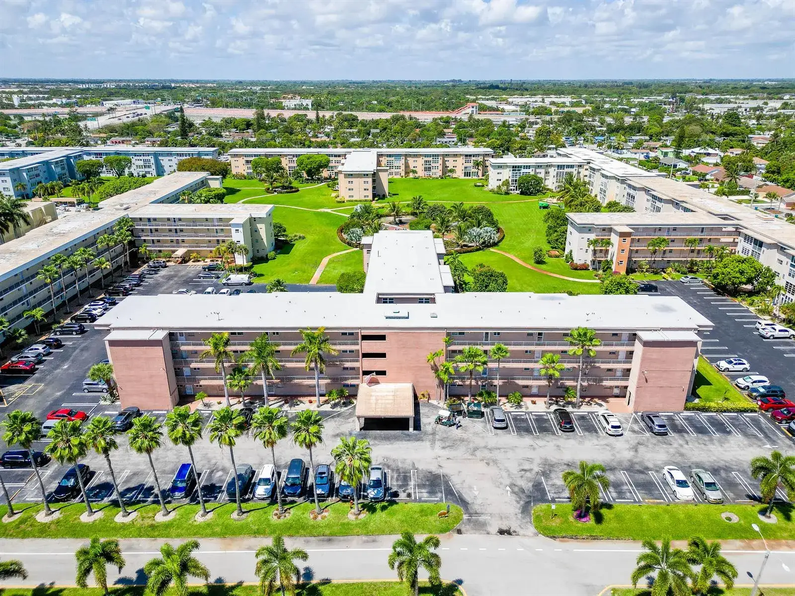 2 bedroom 2 bath Residential for sale at 2615 NE 1st Court # 411, Boynton Beach FL 33435