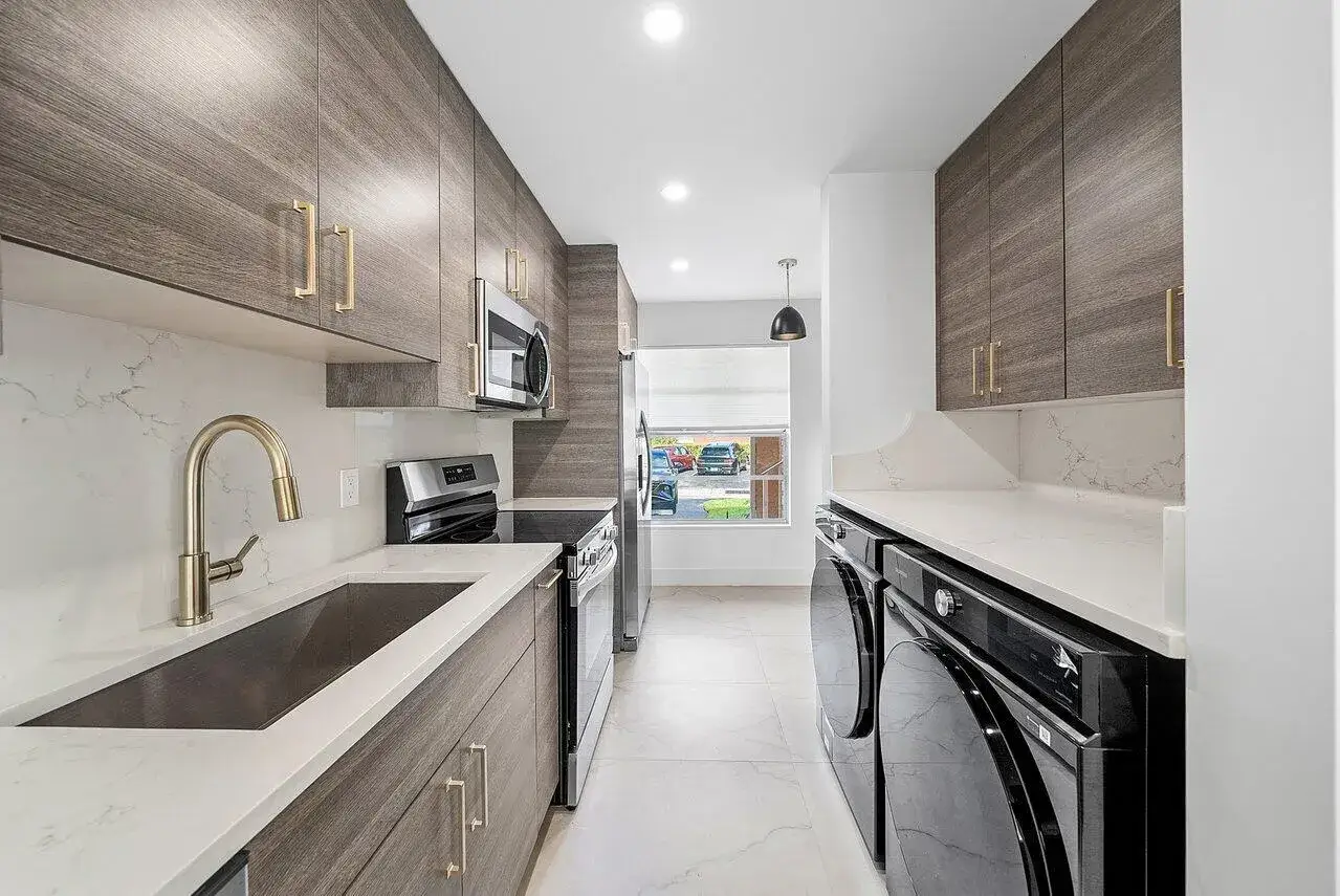 2 bedroom 2 bath Residential for sale at 1541 NW 20th Avenue # 101, Delray Beach FL 33445