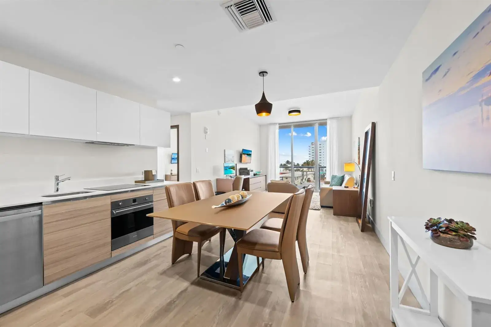 1 bedroom 1 bath Residential for sale at 777 N Ocean Drive # N407, Hollywood FL 33019
