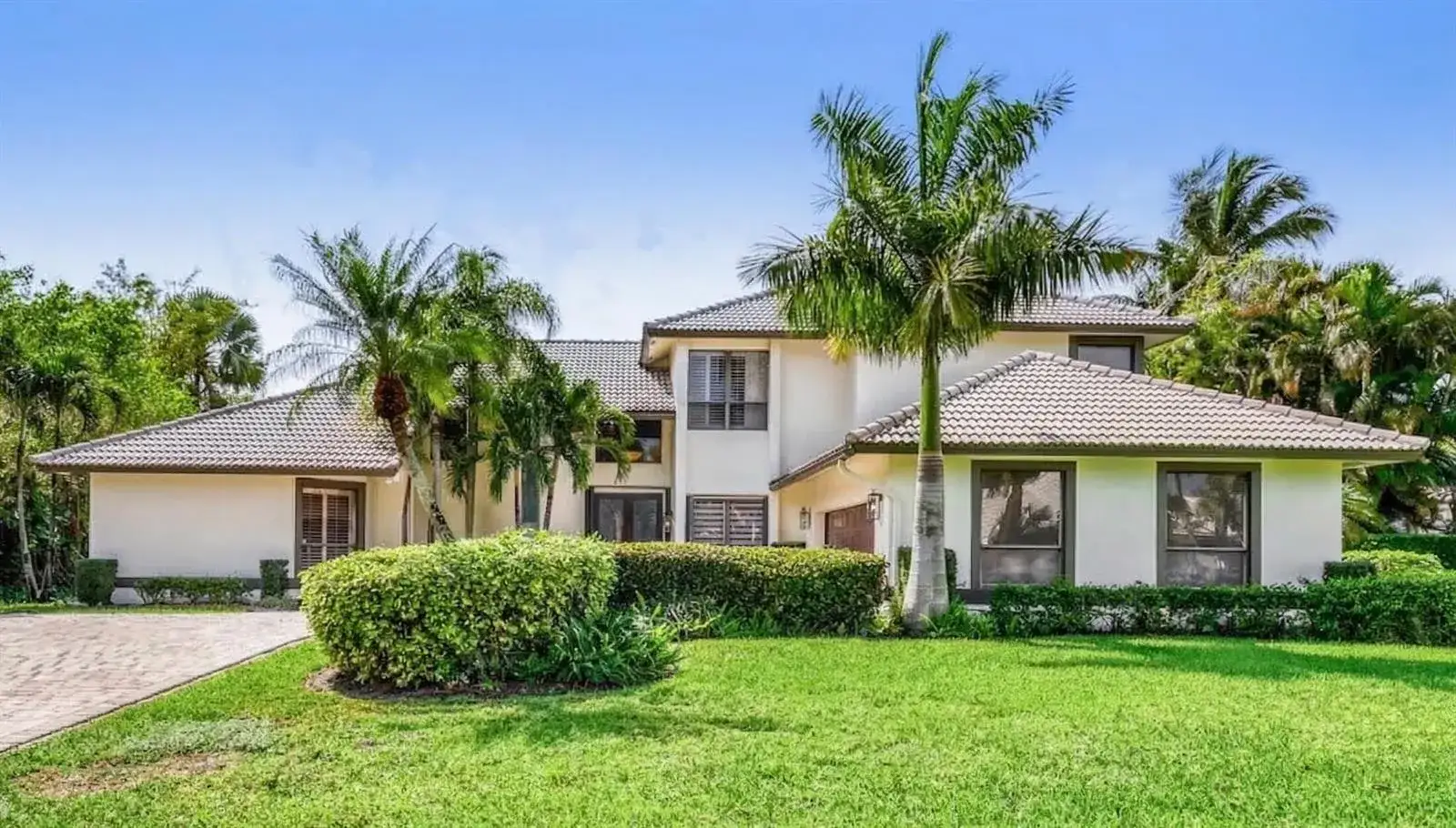 5 bedroom 3 bath Residential for sale at 10273 St Andrews Road, Boynton Beach FL 33436