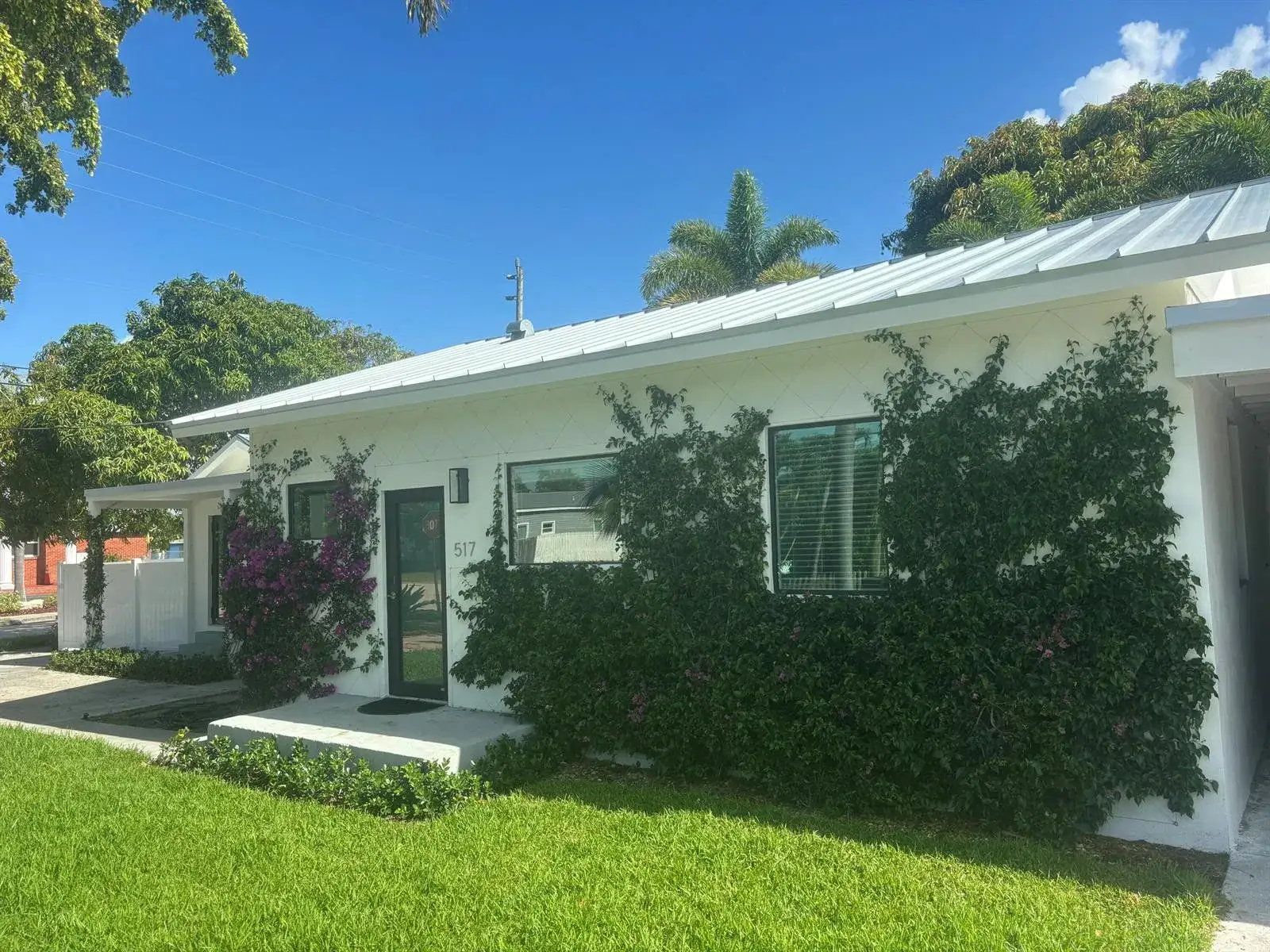 3 bedroom 2 bath Residential Lease for rent at 517 NW 1st Street, Delray Beach FL 33444