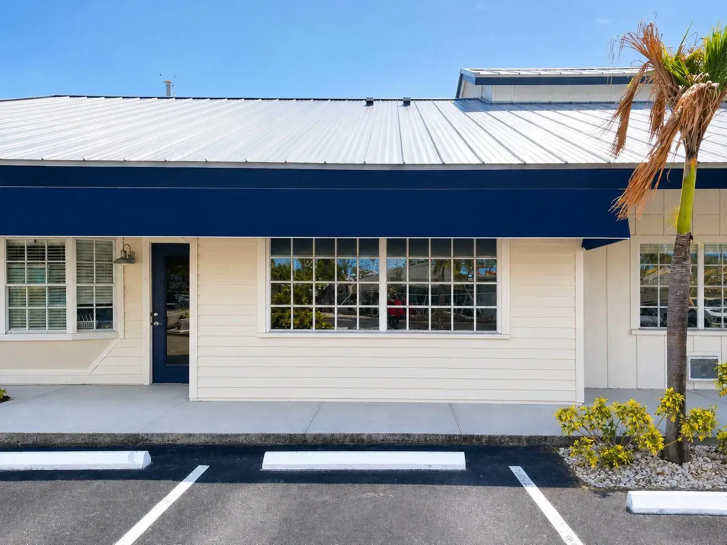 Commercial Sale for sale at 2010 Harbortown W, Fort Pierce FL 34946