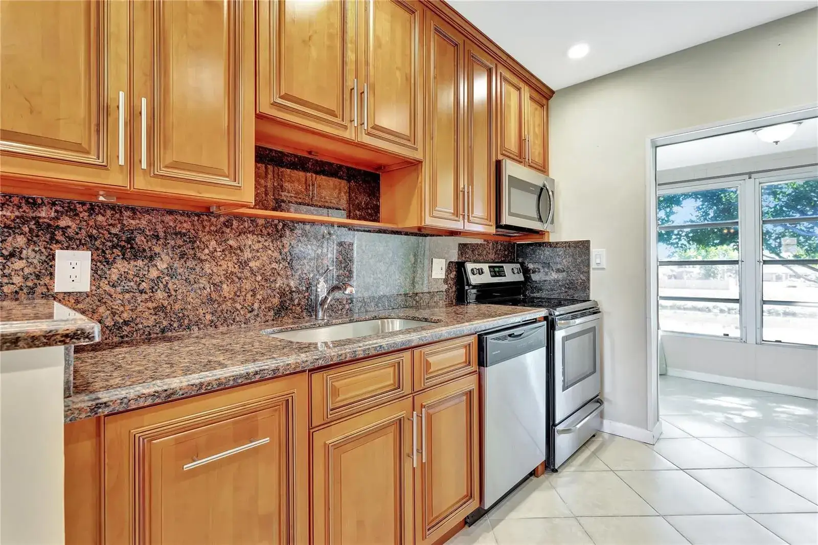 1 bedroom 1 bath Residential for sale at 7290 NW 1st Street # 205, Margate FL 33063