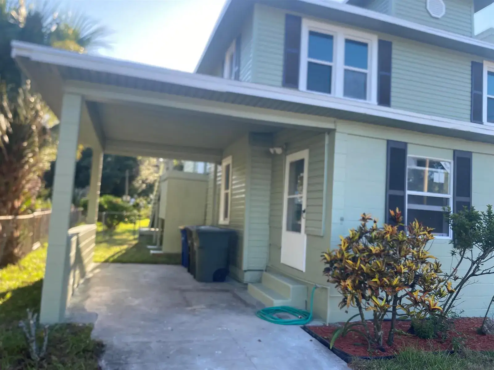 5 bedroom 2 bath Residential for sale at 319 N 11th Street, Fort Pierce FL 34950