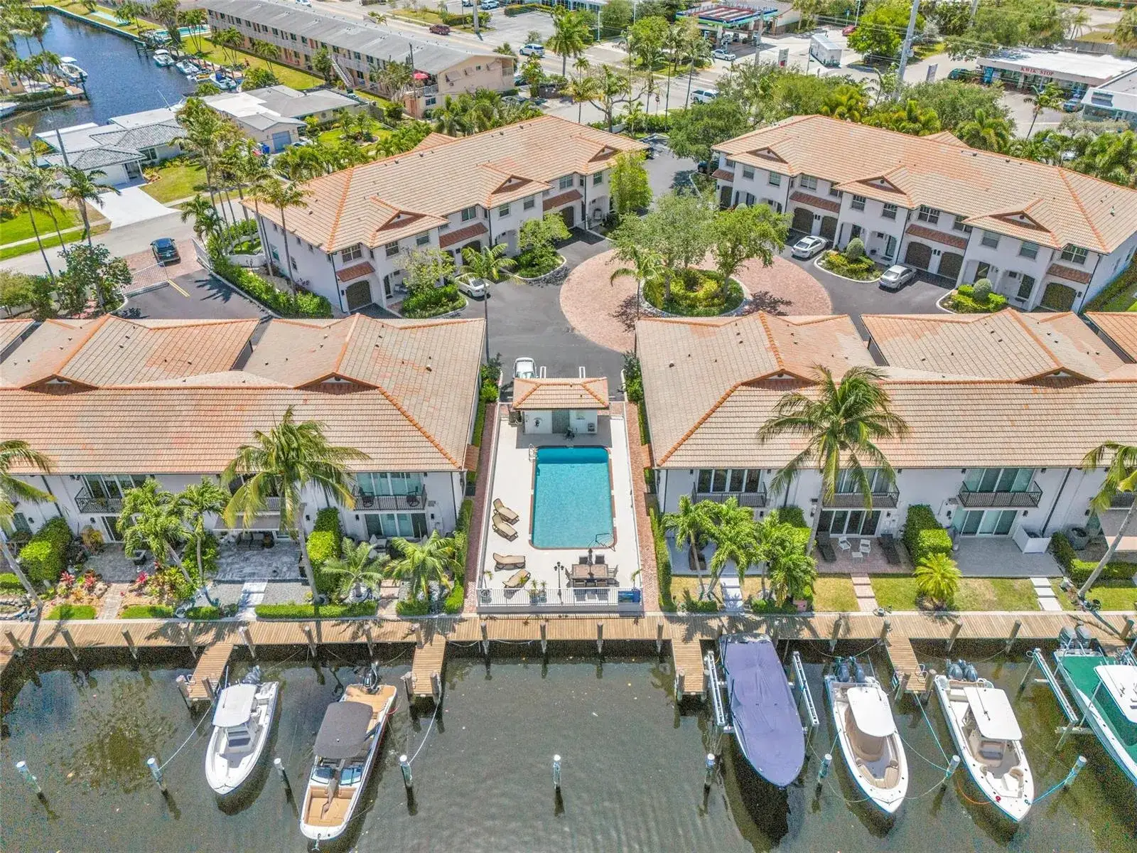 3 bedroom 2 bath Residential for sale at 1327 SE 3rd Avenue, Pompano Beach FL 33060