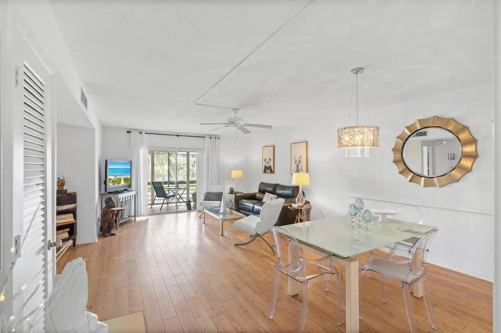 2 bedroom 2 bath Residential for sale at 25 SE 13th Street # B3, Boca Raton FL 33432