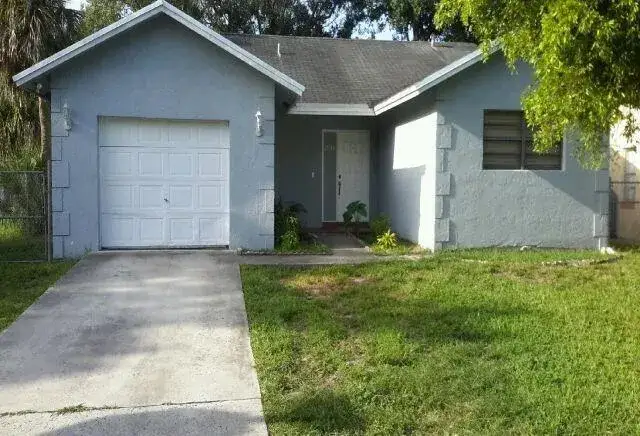 3 bedroom 2 bath Residential Lease for rent at 2810 NW 8th Court, Fort Lauderdale FL 33311