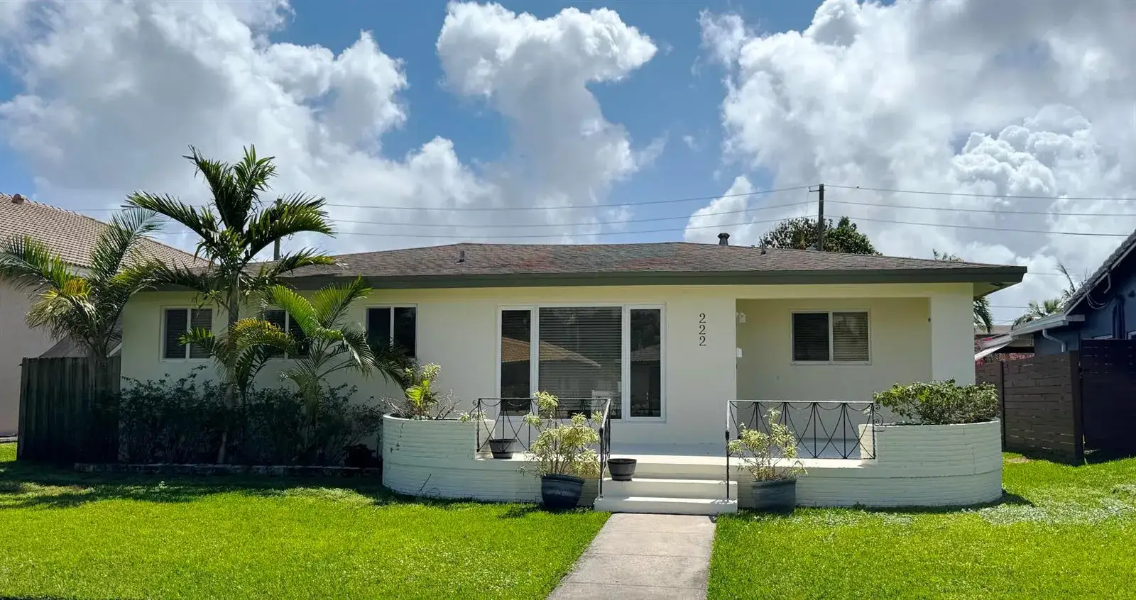 3 bedroom 2 bath Residential for sale at 222 SE 2nd Terrace, Dania Beach FL 33004