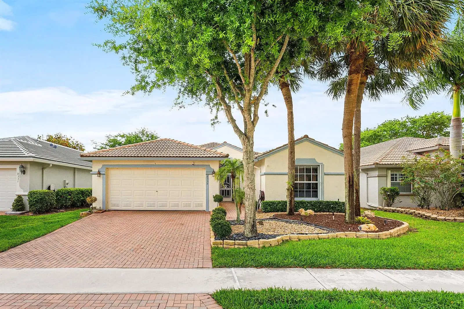 4 bedroom 2 bath Residential for sale at 8335 Duomo Circle, Boynton Beach FL 33472