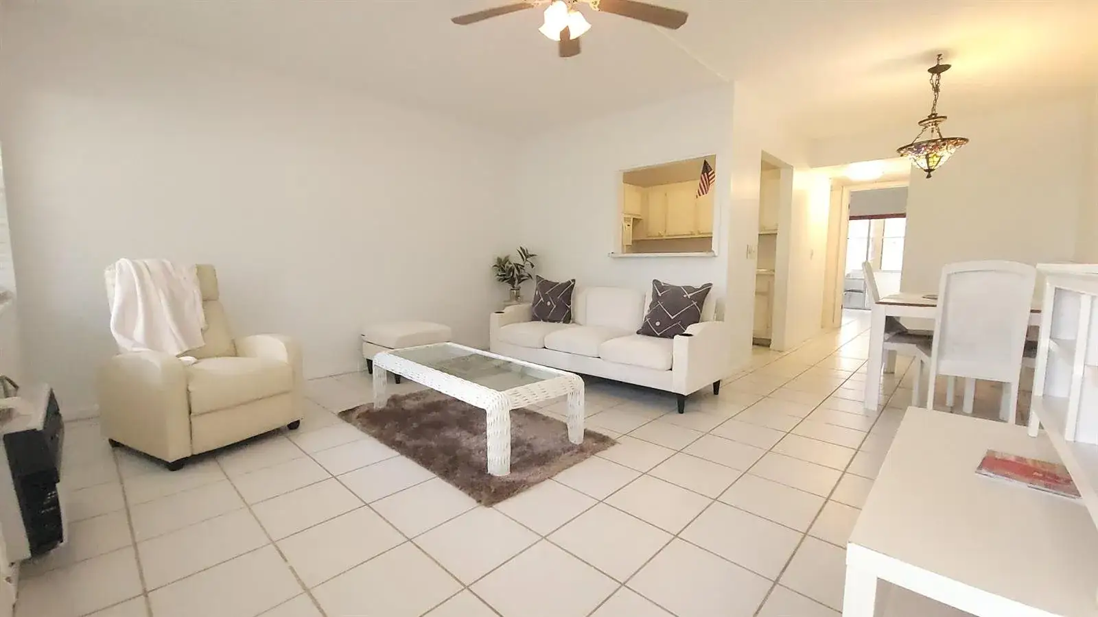 1 bedroom 1 bath Residential for sale at 319 Chatham P, West Palm Beach FL 33417