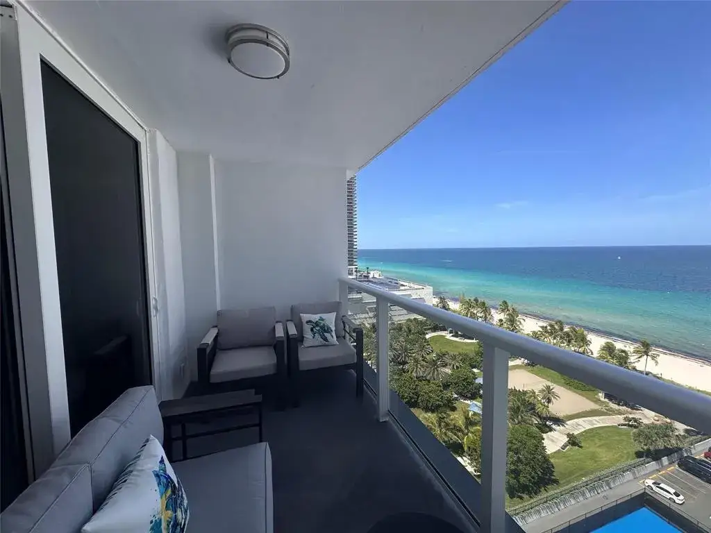 2 bedroom 2 bath Residential Lease for rent at 1880 S Ocean Drive, Hallandale Beach FL 33009