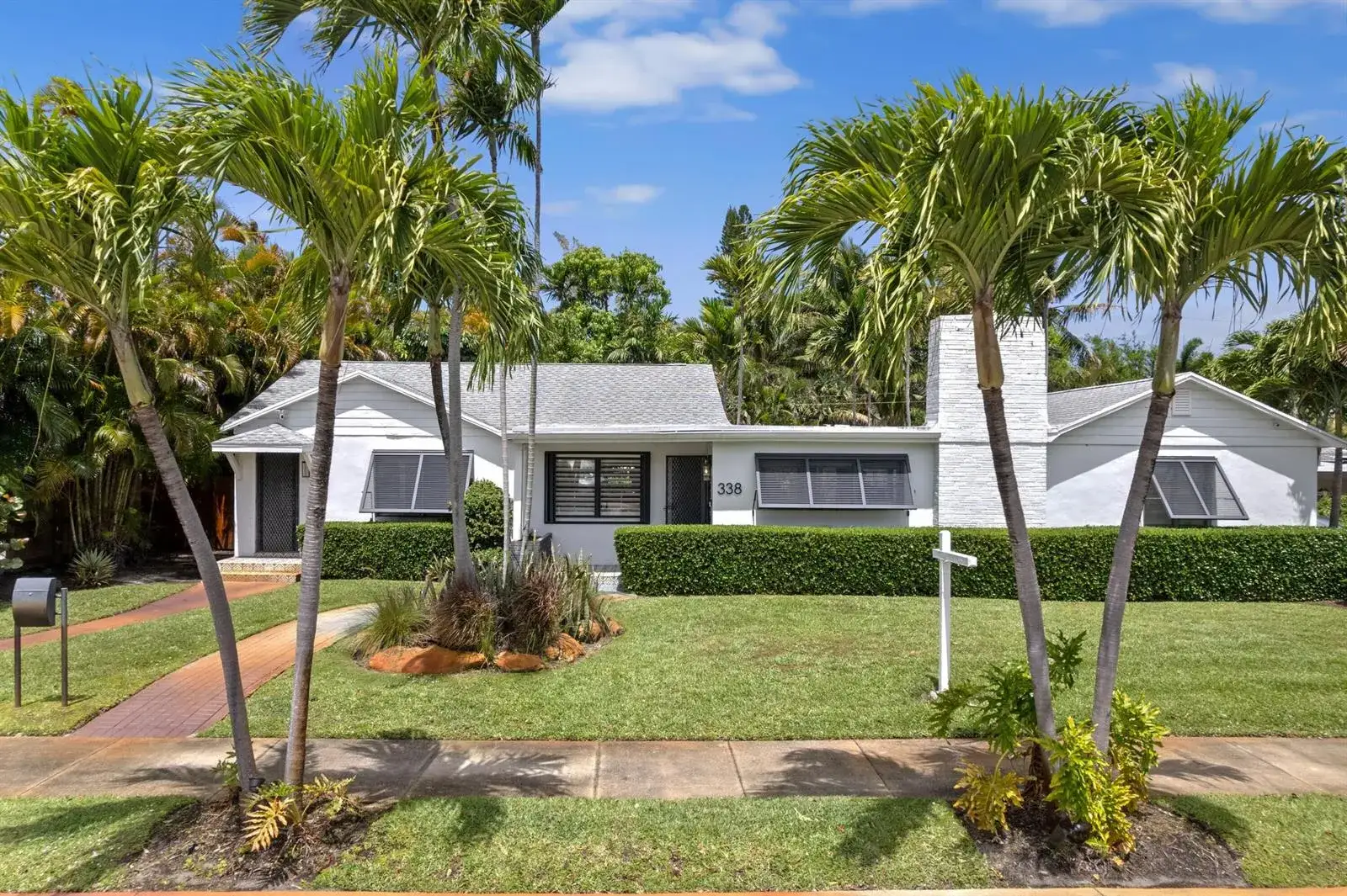 3 bedroom 3 bath Residential for sale at 338 Princeton Drive, FL 33460