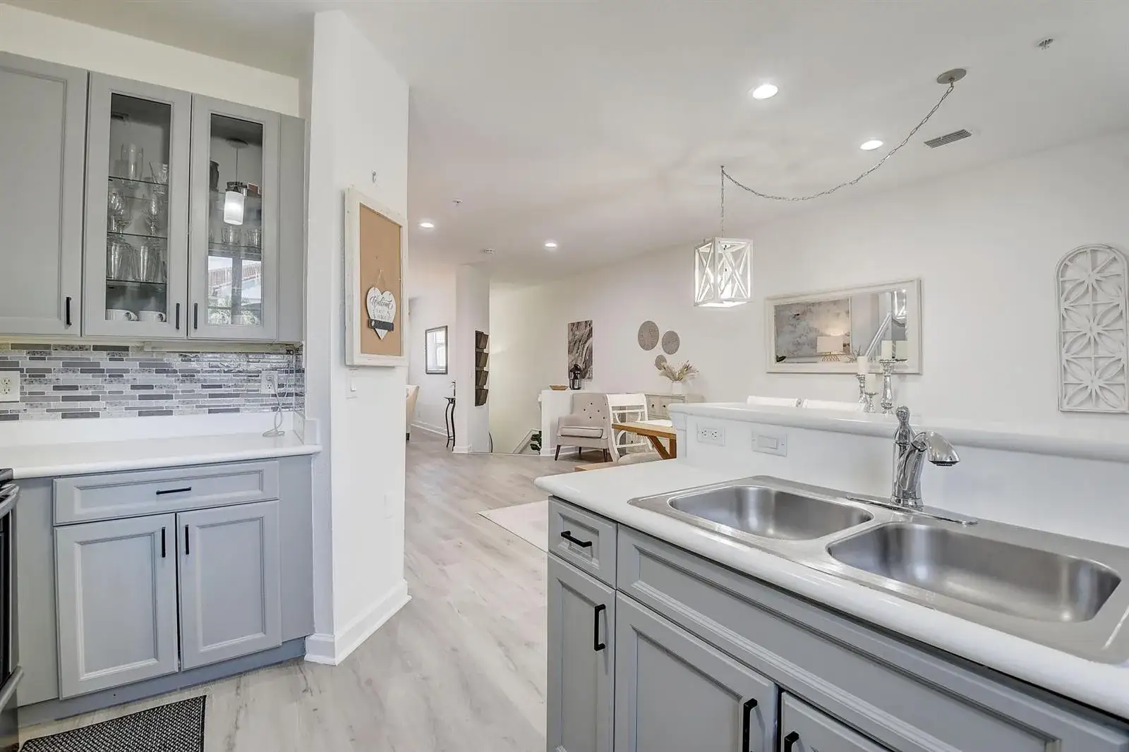 3 bedroom 2 bath Residential Lease for rent at 525 Bayfront Drive, Boynton Beach FL 33435