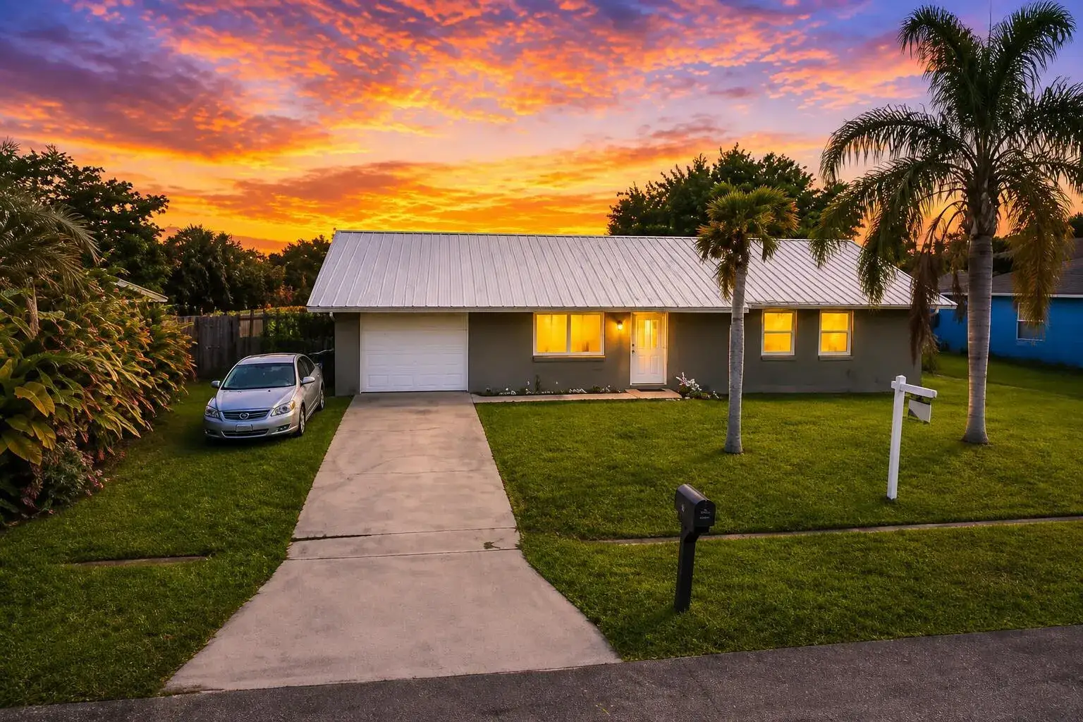 3 bedroom 2 bath Residential for sale at 956 SE Browning Avenue, Port St. Lucie FL 34983
