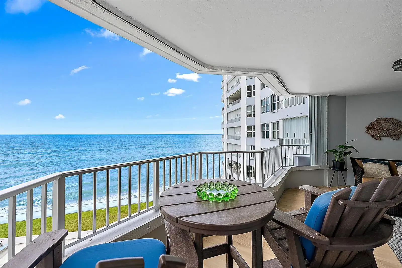 3 bedroom 3 bath Residential Lease for rent at 5200 N Ocean Drive # 505, Singer Island FL 33404