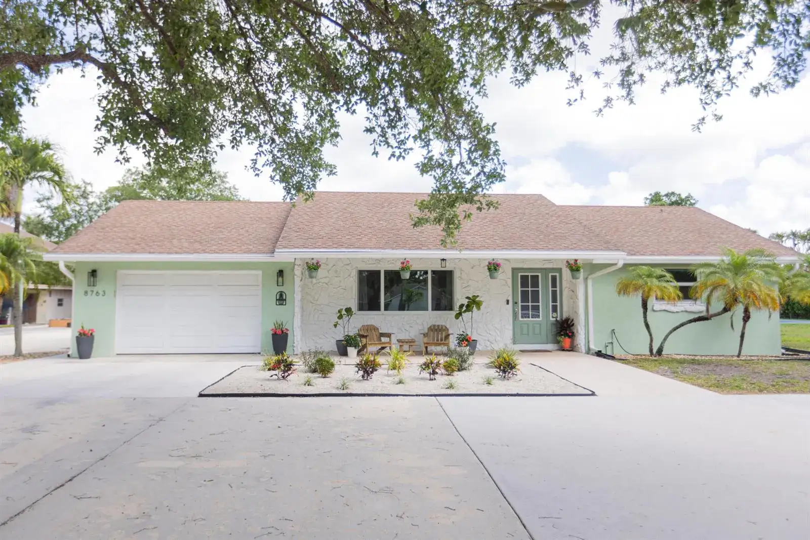 3 bedroom 2 bath Residential for sale at 8763 Pinion Drive, Lake Worth FL 33467