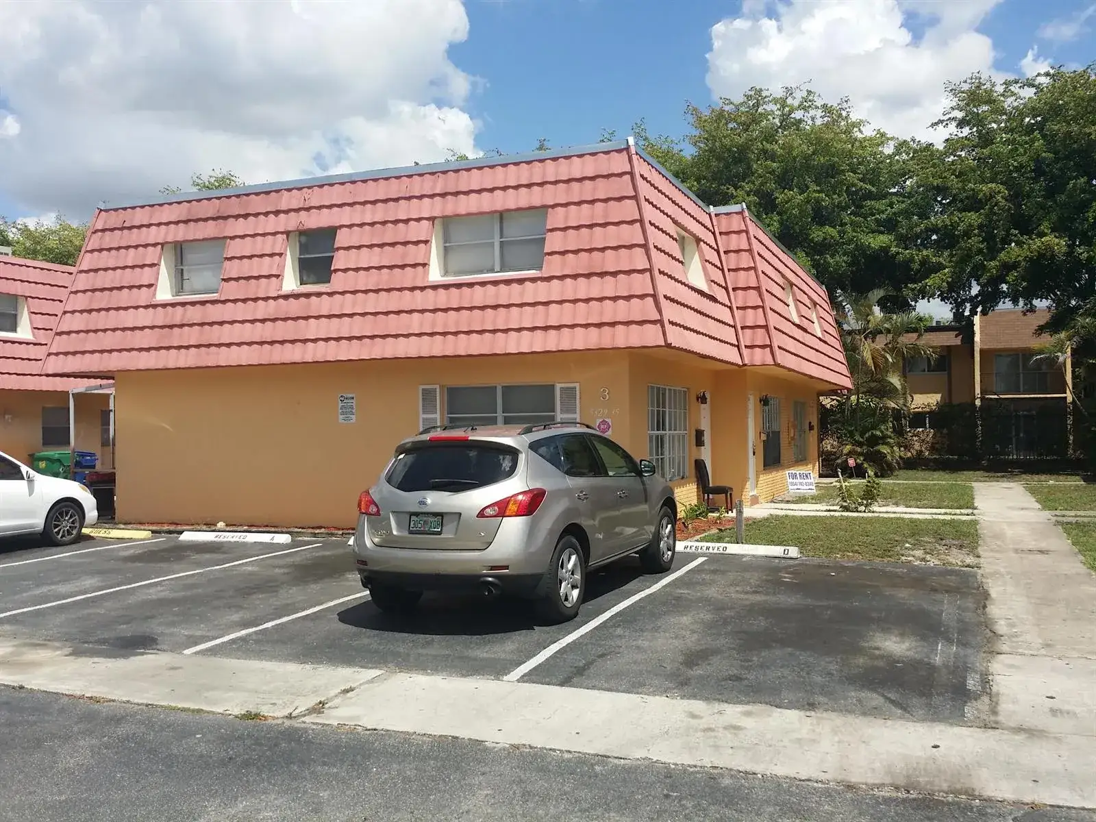 2 bedroom 1 bath Residential for sale at 5333 NW 27th Street # B3, Lauderhill FL 33313