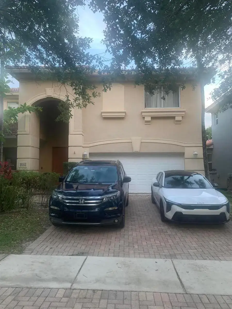 4 bedroom 2 bath Residential for sale at 433 Gazetta Way, West Palm Beach FL 33413