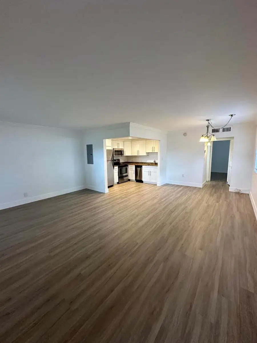 1 bedroom 1 bath Residential for sale at 50 Monaco # B, Delray Beach FL 33446
