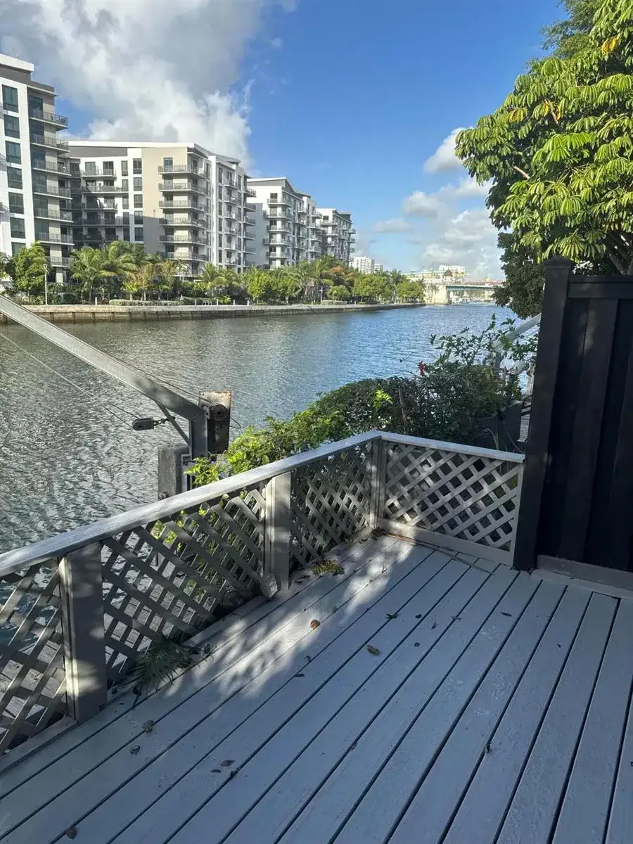 2 bedroom 2 bath Residential for sale at 1000 NW N River Drive # 16, Miami FL 33136