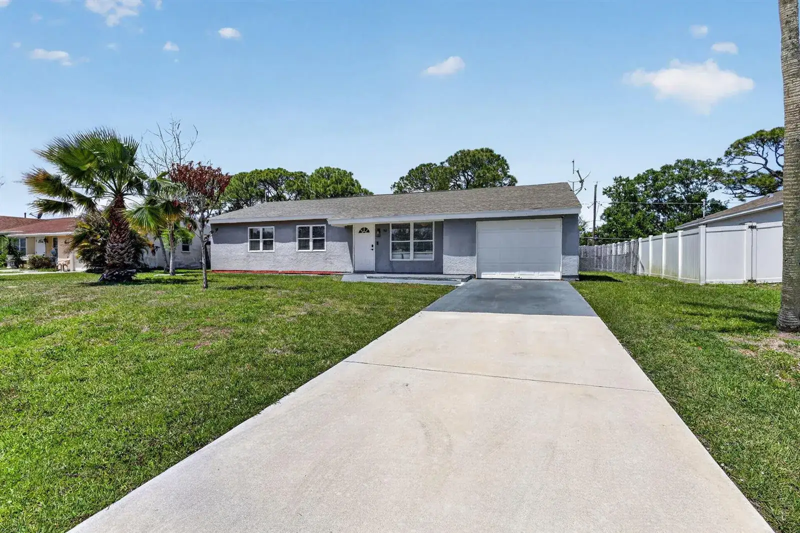 2 bedroom 2 bath Residential for sale at 161 SW Dalva Avenue, Port St. Lucie FL 34984