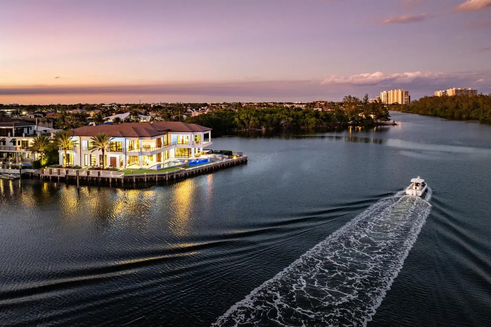 7 bedroom 7 bath Residential for sale at 2934 NE 8th Avenue, Boca Raton FL 33431