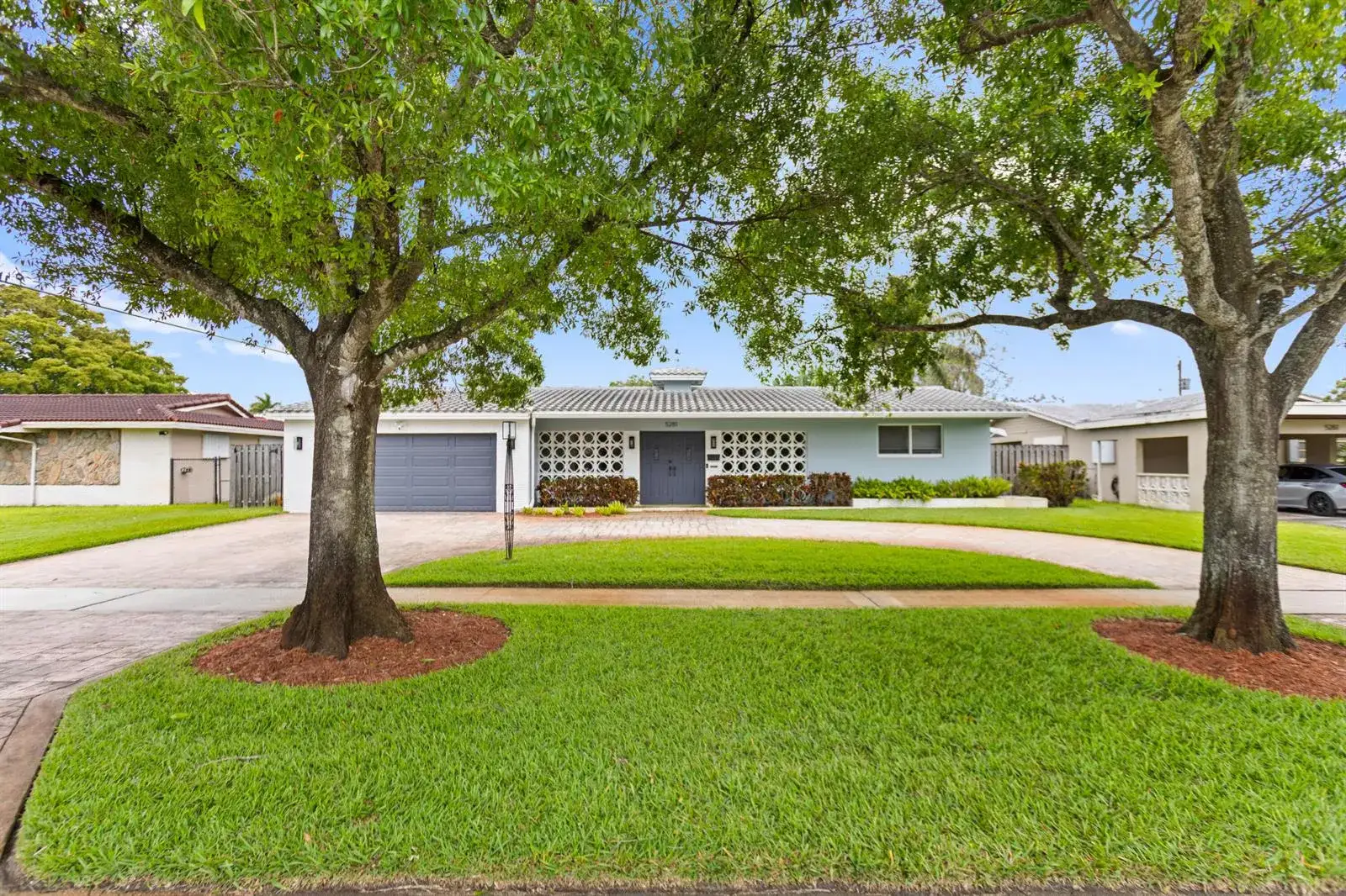 3 bedroom 2 bath Residential for sale at 5281 SW 4th Court, Plantation FL 33317