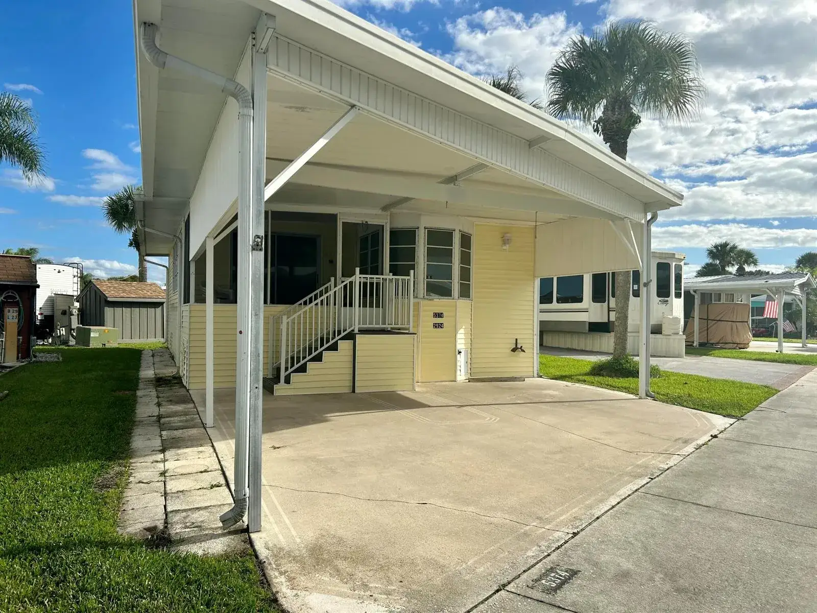 1 bedroom 1 bath Residential for sale at 5374 SE 64th Avenue, Okeechobee FL 34974