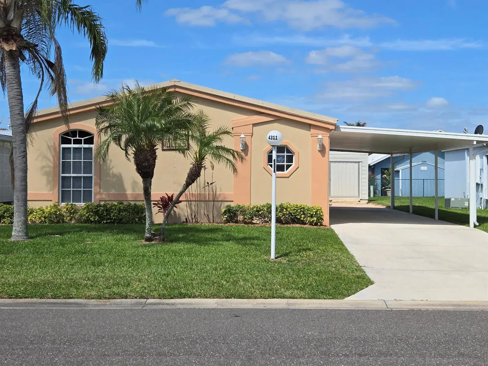 2 bedroom 2 bath Residential for sale at 4311 SW 9th Way, Okeechobee FL 34974