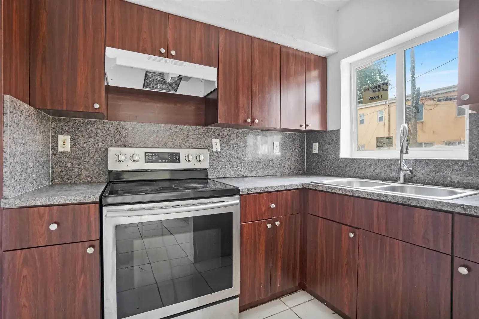 2 bedroom 1 bath Residential for sale at 306 NW 84th Terrace # 306, Miami FL 33150