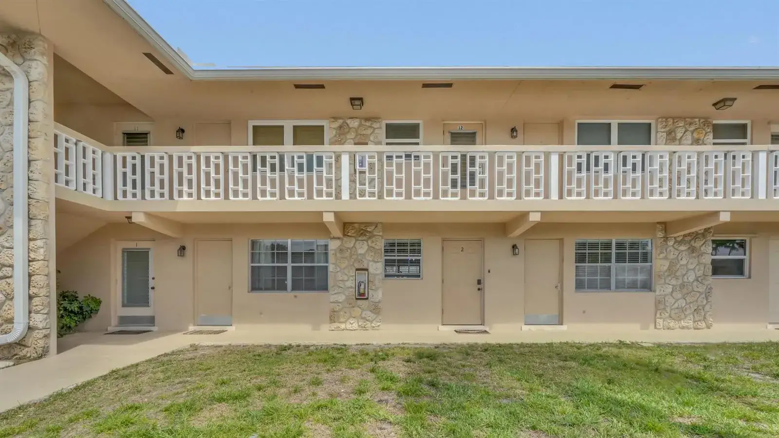 2 bedroom 2 bath Residential for sale at 298 SE 6th Avenue # 2, Pompano Beach FL 33060