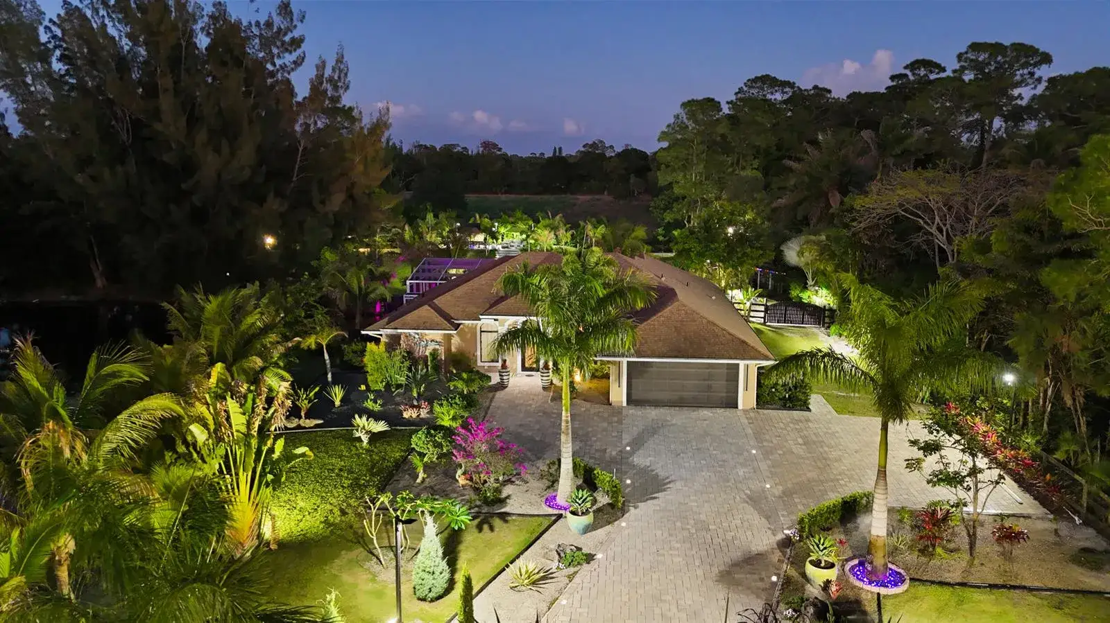 3 bedroom 3 bath Residential for sale at 14800 April Drive, FL 33470
