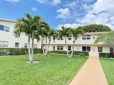 1 bedroom 1 bath Residential Lease for rent at 145 Dorchester G # 145, West Palm Beach FL 33417