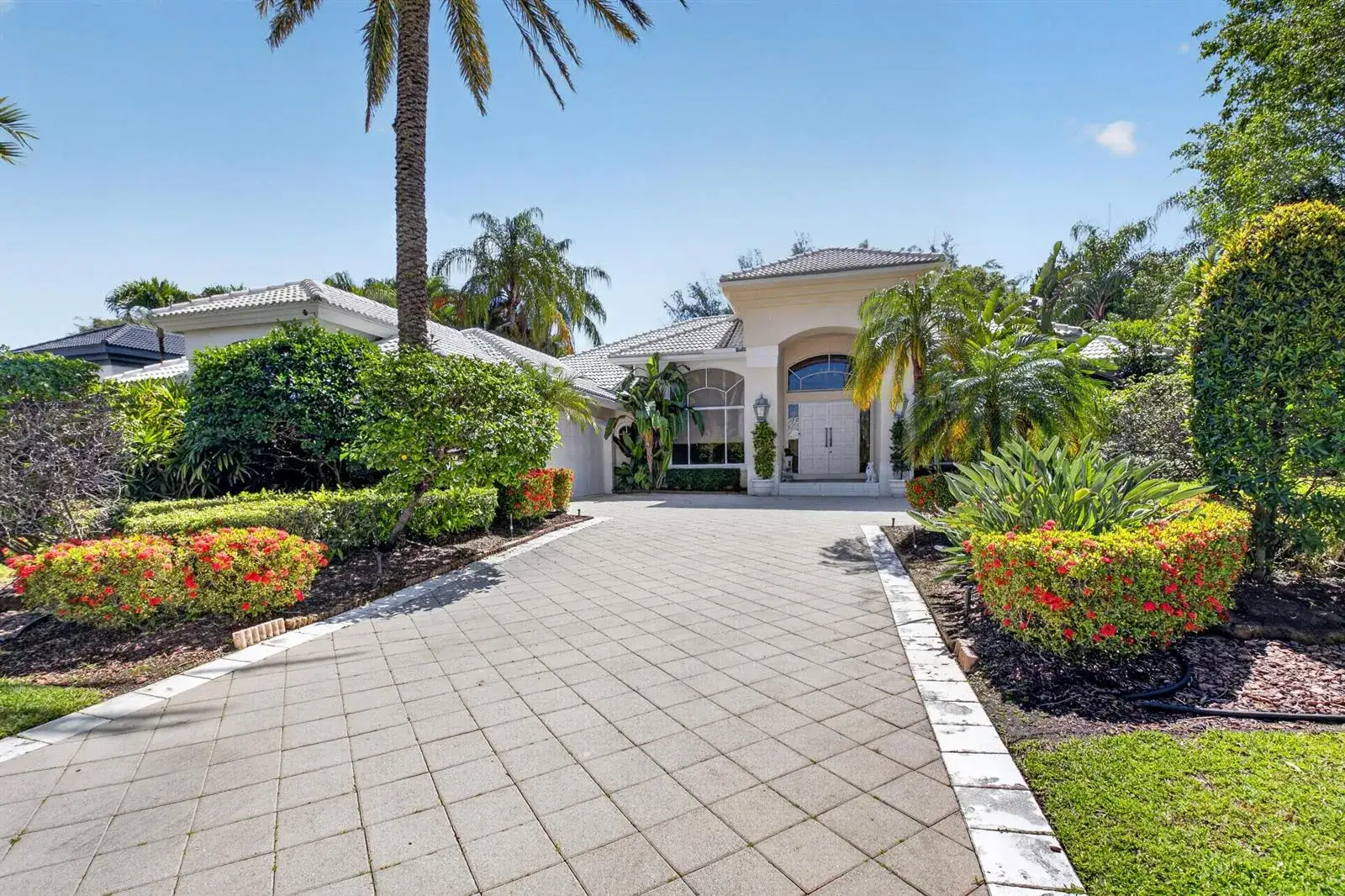 4 bedroom 4 bath Residential for sale at 21650 Frontenac Court, Boca Raton FL 33433