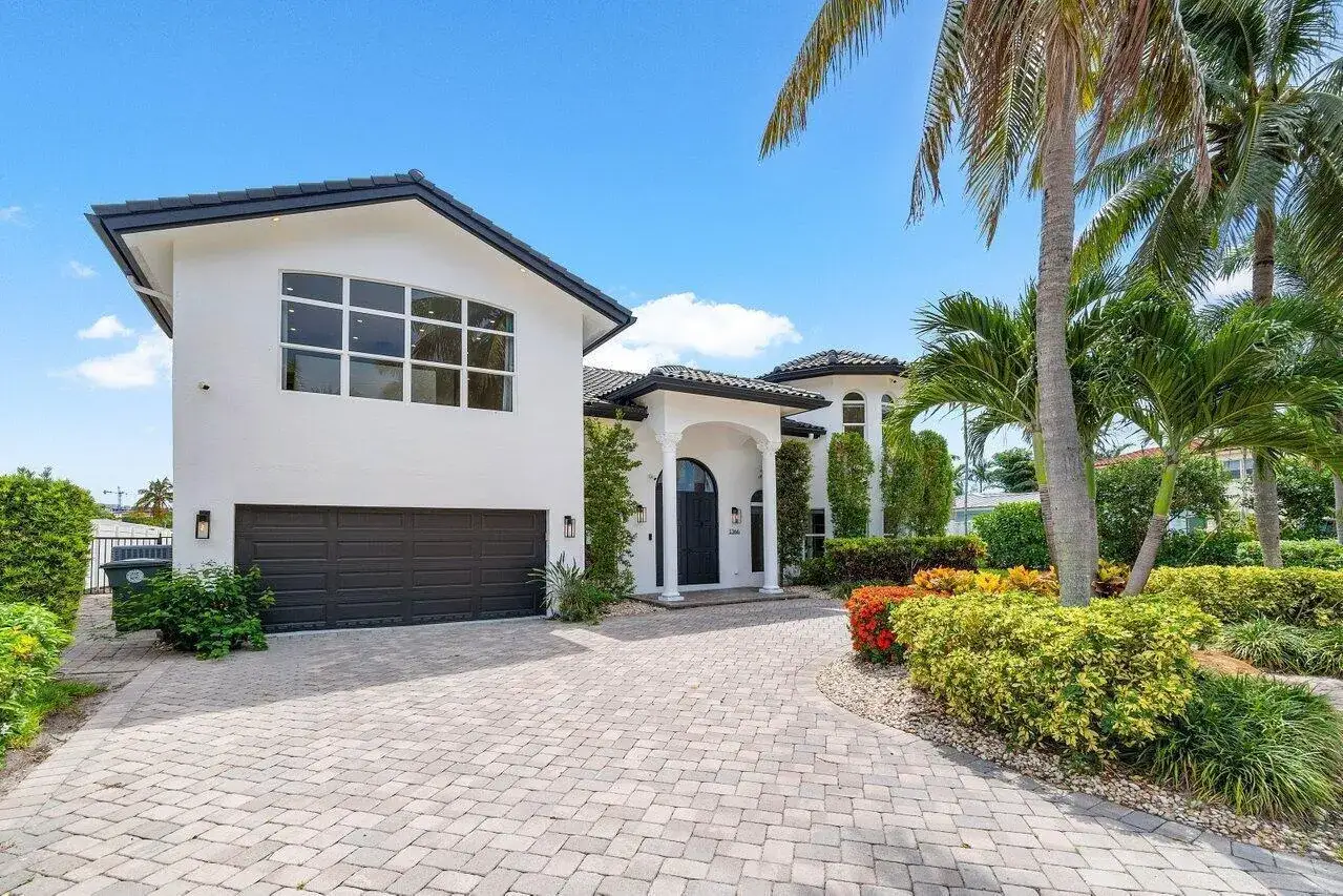 5 bedroom 4 bath Residential Lease for rent at 1366 SW 4th Court, Boca Raton FL 33432