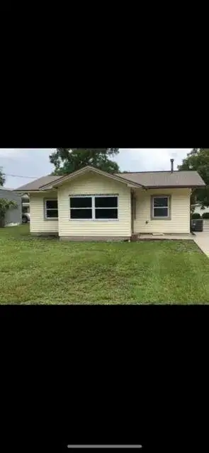 Commercial Sale for sale at 1011 S Palm Avenue, Palatka FL 32177
