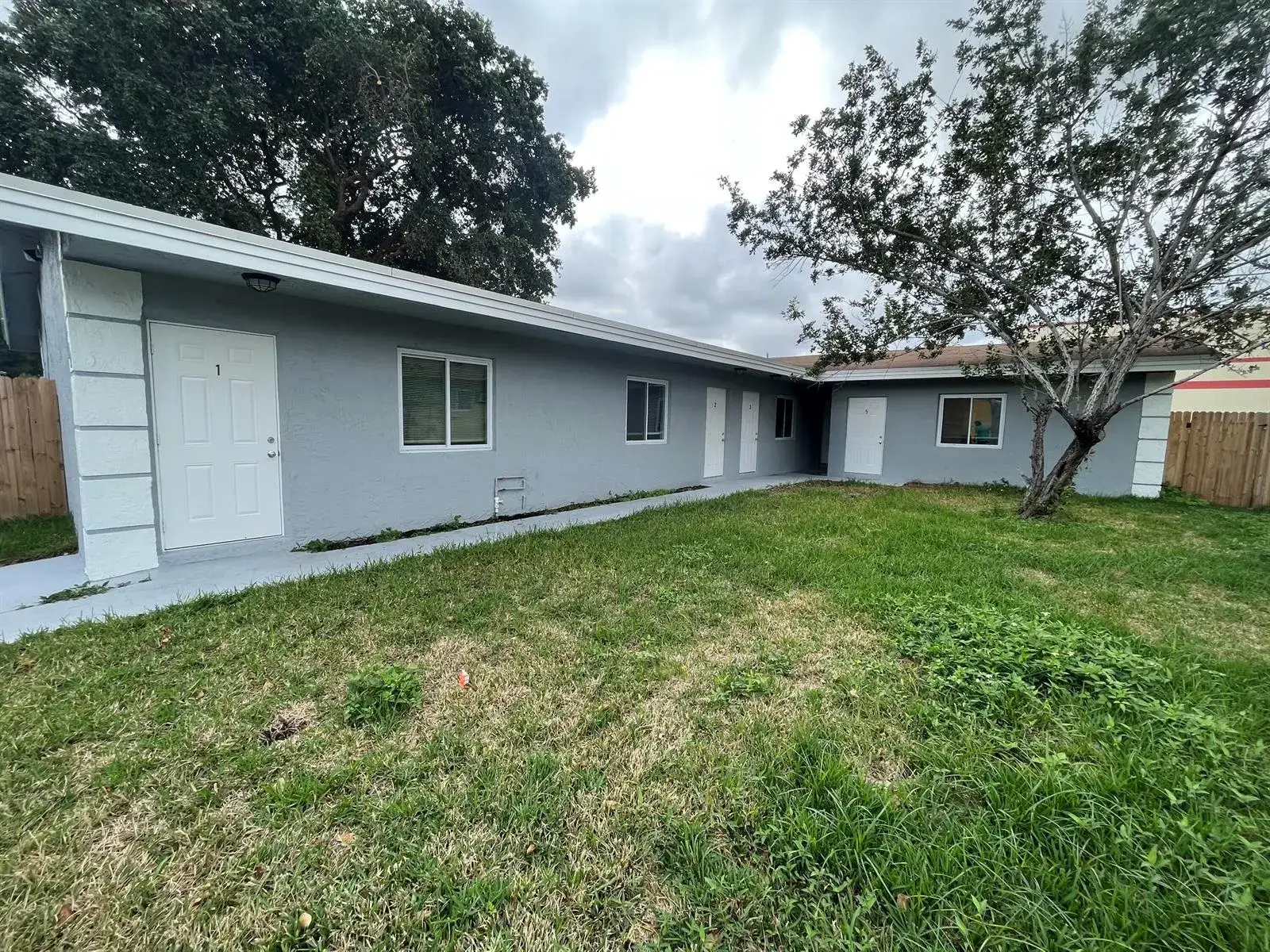 2 bedroom 1 bath Residential Lease for rent at 1109 NW 6th Avenue # 2, Pompano Beach FL 33060