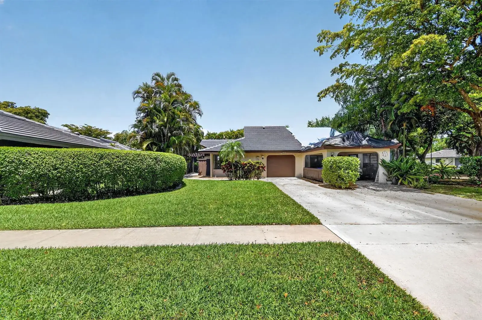 3 bedroom 2 bath Residential for sale at 5155 Pine Drive, Boynton Beach FL 33437