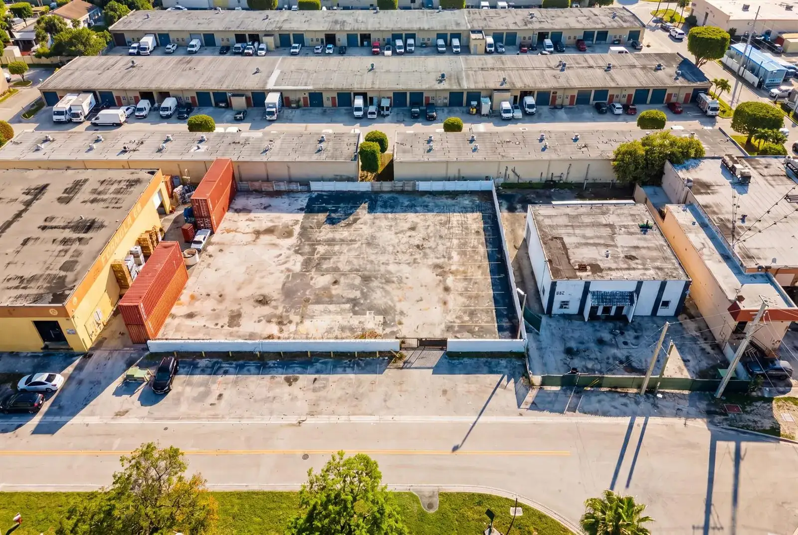 Commercial Land for sale at 8015 NW 98th Street, Hialeah Gardens FL 33016