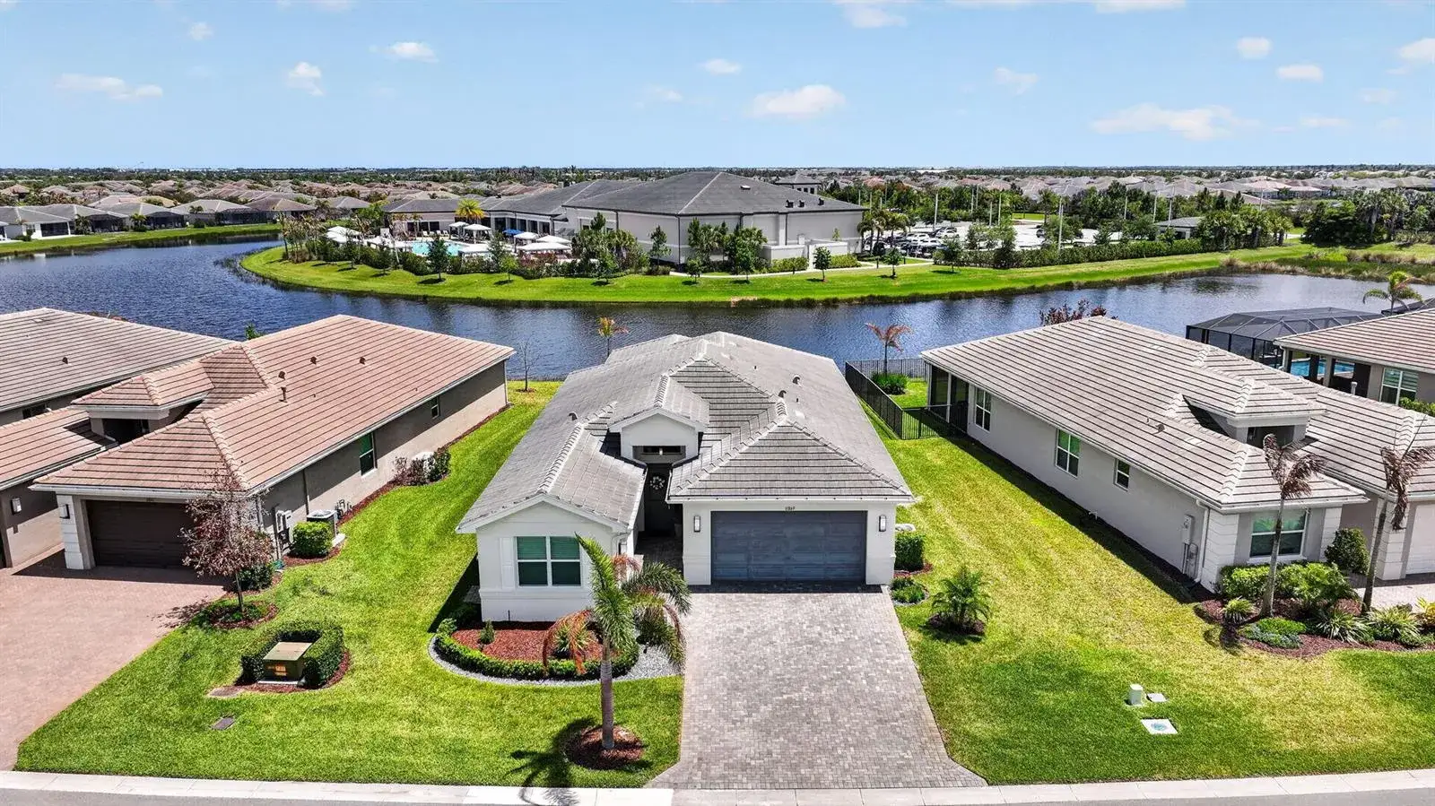 3 bedroom 2 bath Residential for sale at 11869 SW Poseidon Way, Port St. Lucie FL 34987