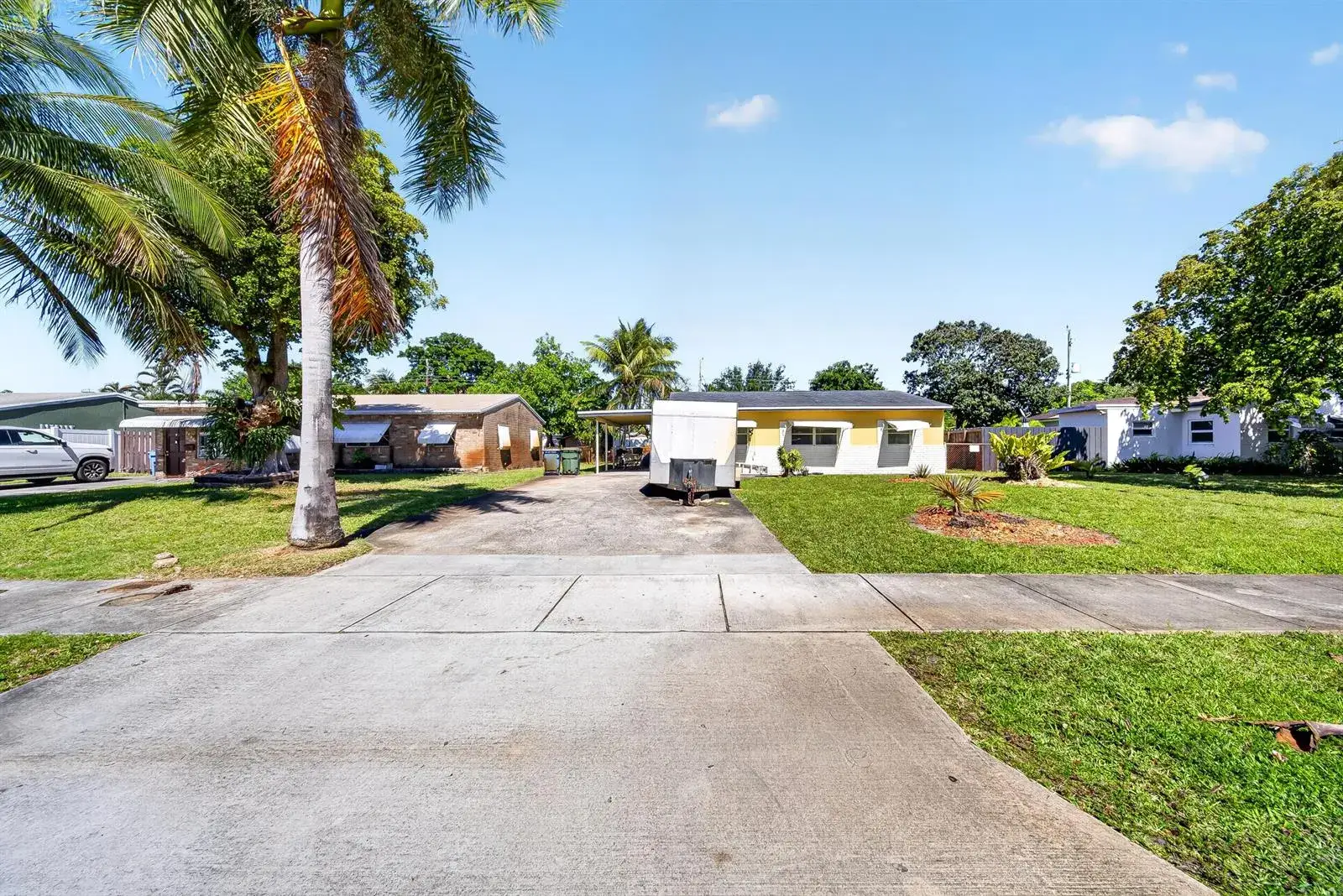 3 bedroom 1 bath Residential for sale at 5730 NE 6th Terrace, Oakland Park FL 33334