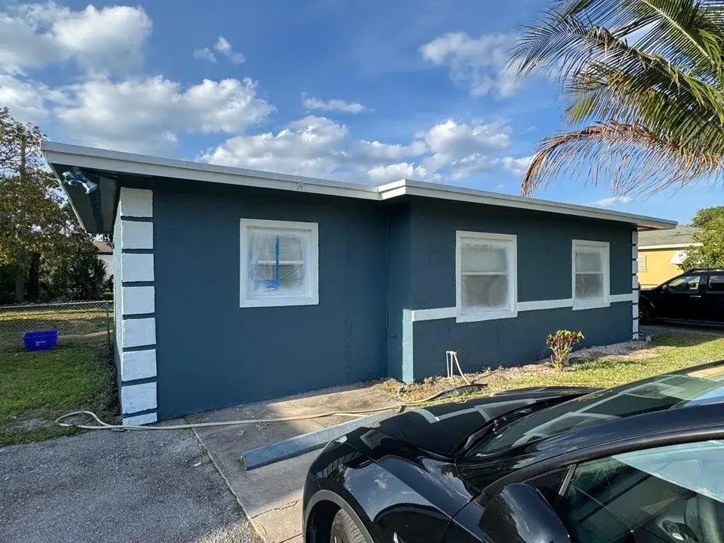 2 bedroom 1 bath Residential Lease for rent at 112 W 34th Street # 1, Riviera Beach FL 33404