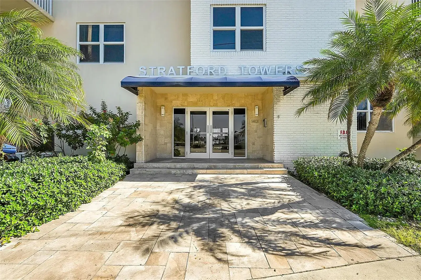 2 bedroom 2 bath Residential Lease for rent at 1401 S Ocean Drive # 304, Hollywood FL 33019