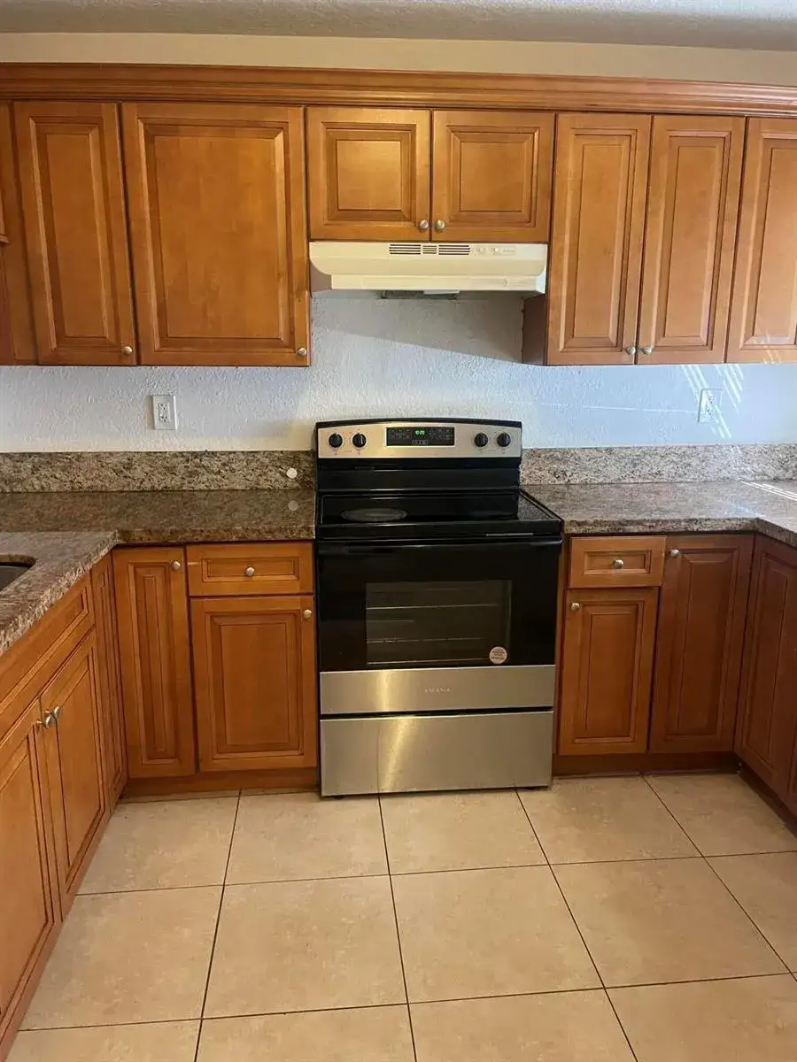2 bedroom 2 bath Residential Lease for rent at 8249 Fairway Road, Sunrise FL 33351