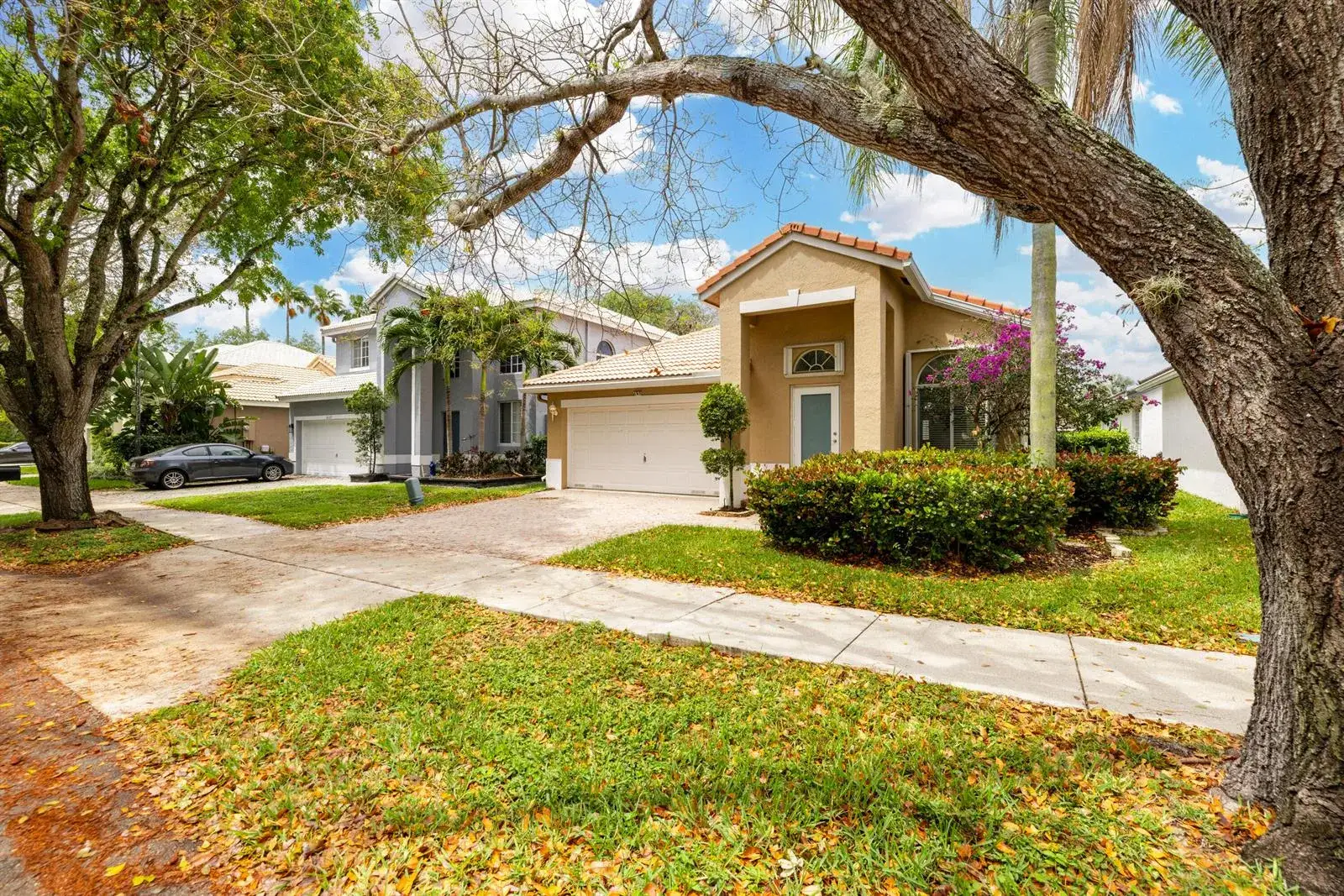 3 bedroom 2 bath Residential for sale at 6513 Sandpiper Drive, Coconut Creek FL 33073