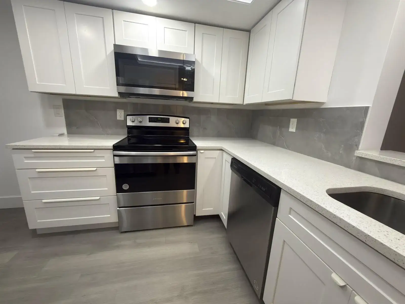 7460 NW 18th Street # 201, Margate FL 33063