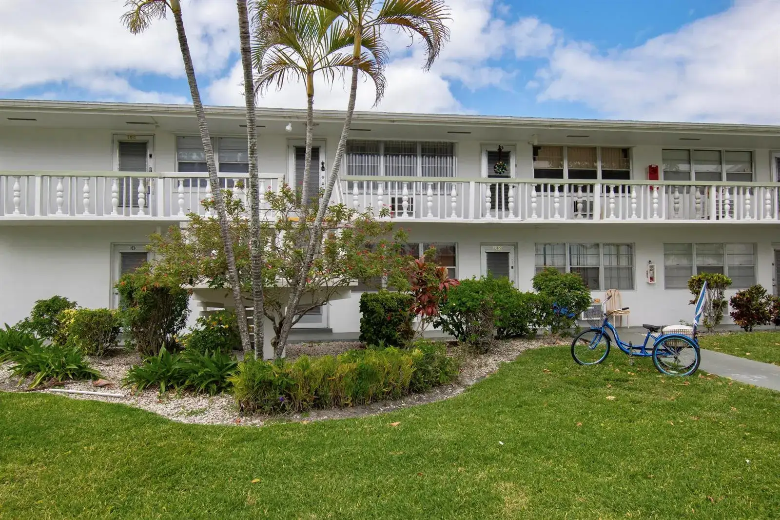 1 bedroom 1 bath Residential for sale at 197 Andover H, West Palm Beach FL 33417