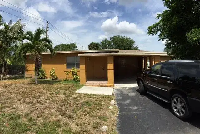 3 bedroom 1 bath Residential for sale at 2800 NW 6th Court, Fort Lauderdale FL 33311