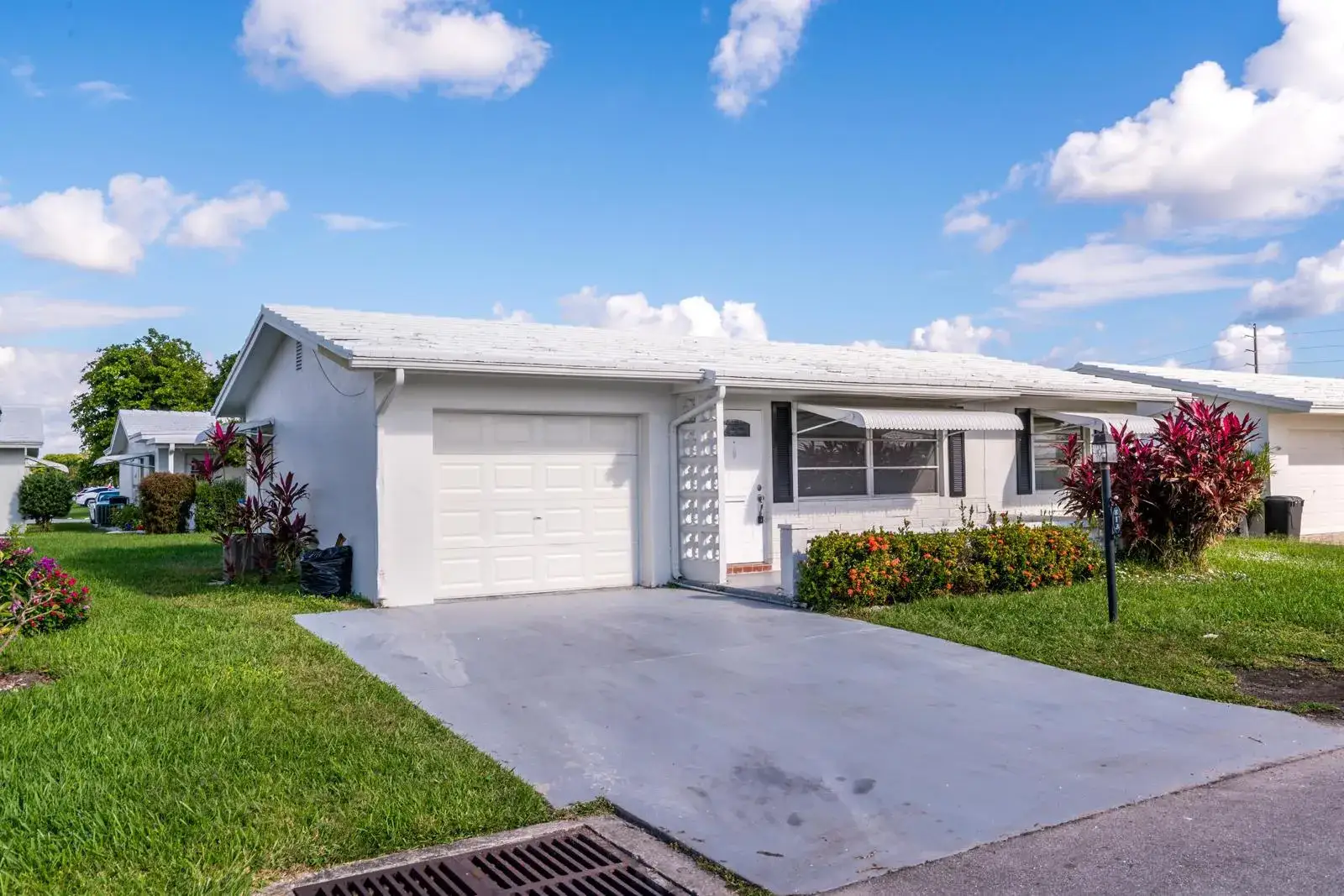 2 bedroom 2 bath Residential for sale at 813 SW 5th Court, Boynton Beach FL 33426