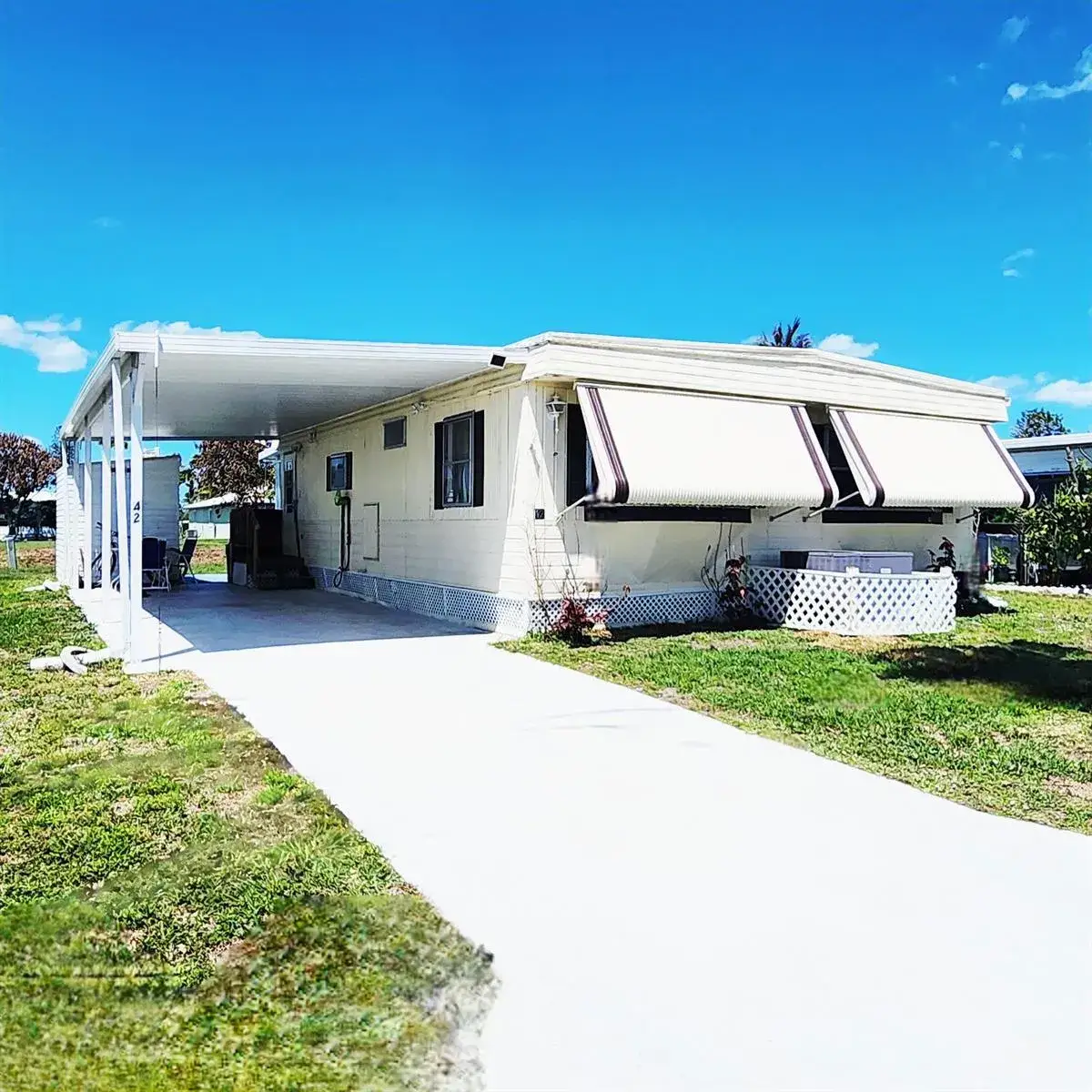 2 bedroom 1 bath Residential for sale at 42 SE Spanish Way, Port St. Lucie FL 34952